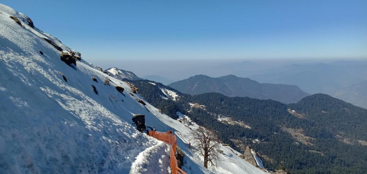 Chandarshila Hike Homestay Ukhimath Kültér fotó