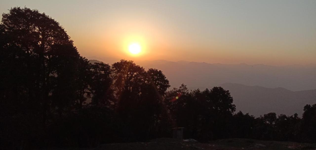 Chandarshila Hike Homestay Ukhimath Kültér fotó